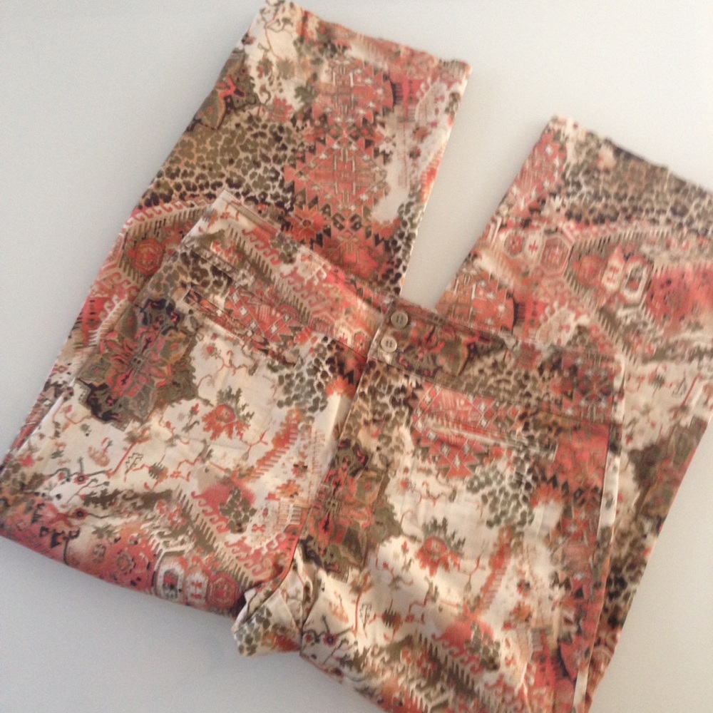 Chico's Multicolor Patterned Capris - Picture 2 of 4